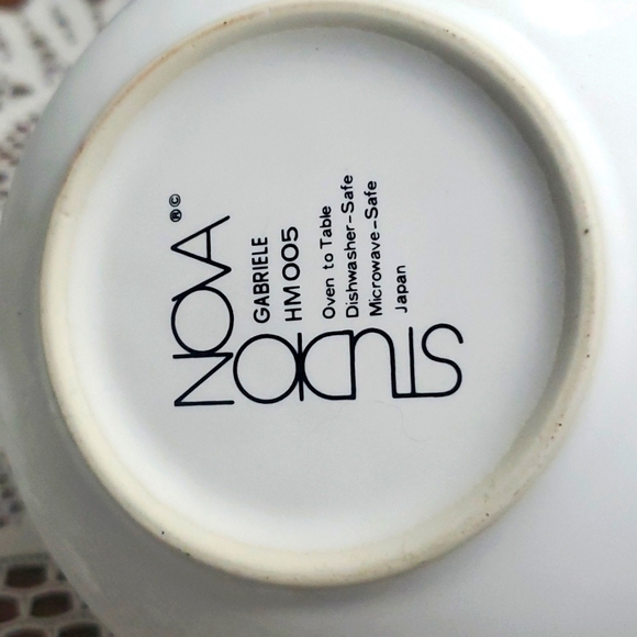 Set of 2 Studio Nova Mixing Bowls  7" & 6" - Picture 5 of 5